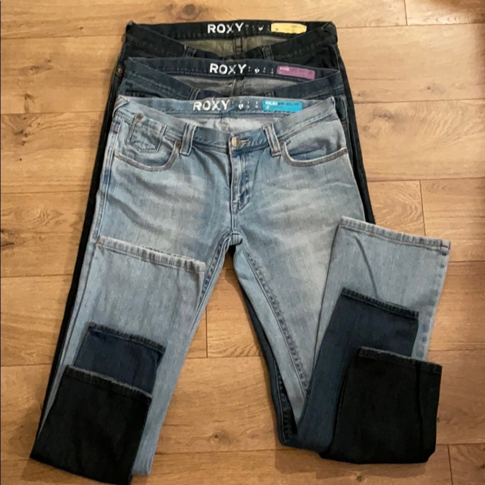 Roxy 3 pairs of jeans